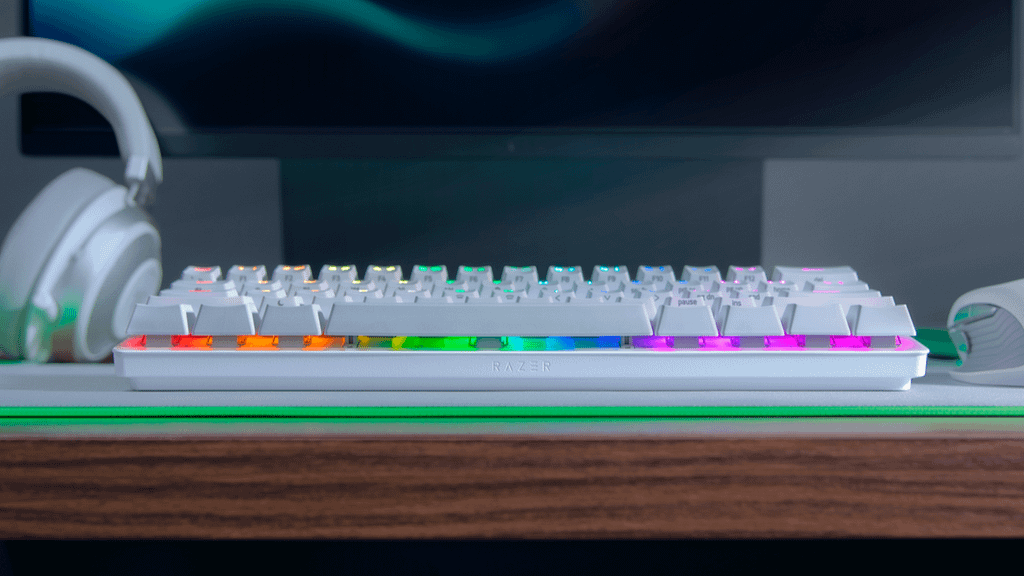 Mercury White Razer Huntsman Mini on wooden desk - the best 60 keyboard for gaming